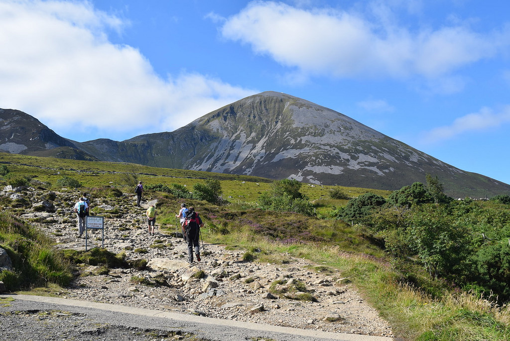 hiking trails ireland